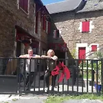 住宿加早餐酒店 L'escapade De Jos , Et Table D'hote 蓬德萨拉尔