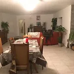 L'escapade De Jos , Et Table D'hote * 蓬德萨拉尔