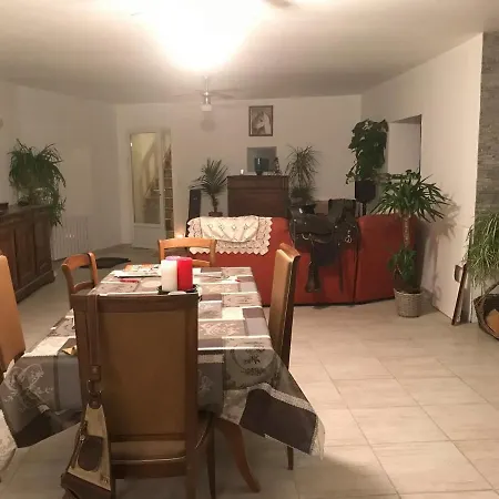L'escapade De Jos , Et Table D'hôte * Pont-de-Salars