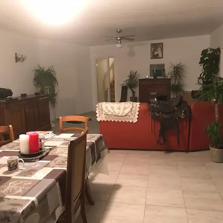 L'escapade De Jos , Et Table D'hote * 蓬德萨拉尔