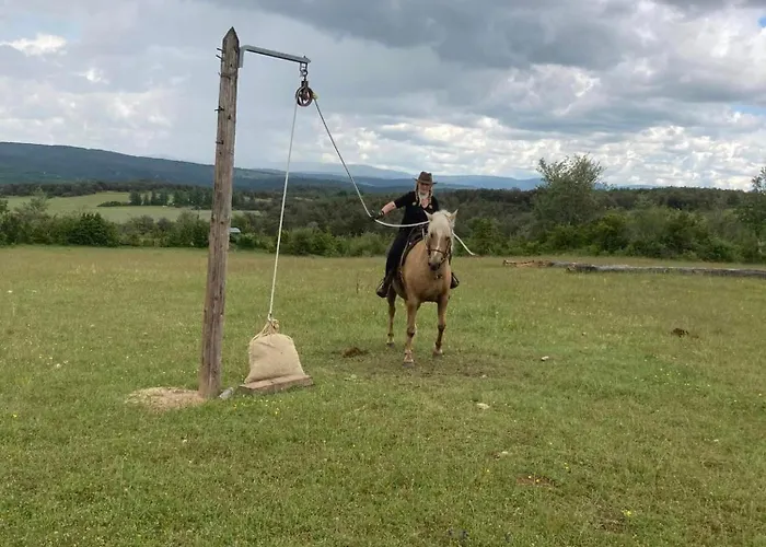 לינה וארוחת בוקר L'escapade De Jos , Et Table D'hote *
